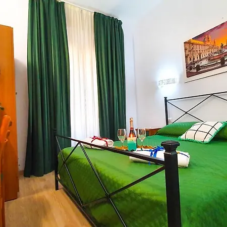 A Casa Simpatia - A Richiesta Parcheggio Gratuito ! Guest house