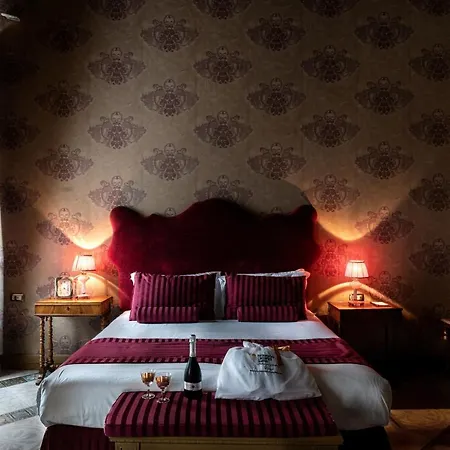 Affittacamere Navona Grand 2*