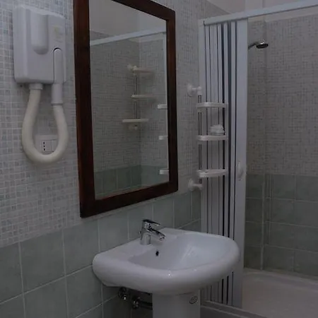 Urban Garden Hotel 3*