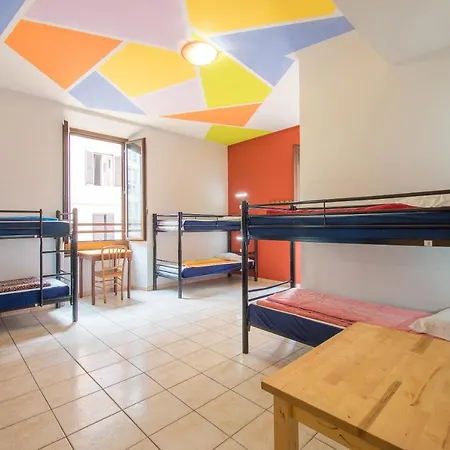 Alessandro Palace & Bar Hostel Róma