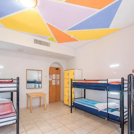 Alessandro Palace & Bar Hostel *