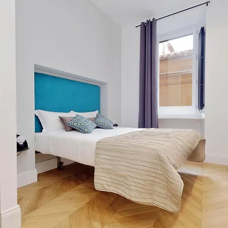 Eve At Trevi Fountain Apartment