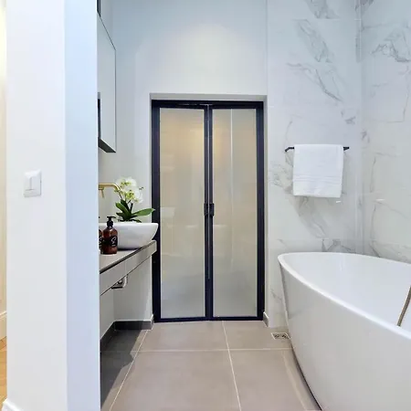 Eve At Trevi Fountain Apartment