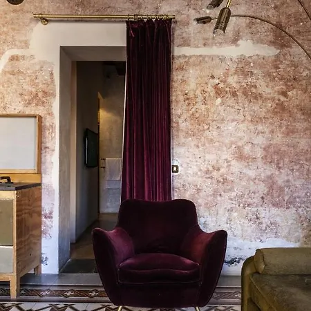 G-rough, Rome, A Member Of Design Guest house 2*