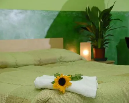 On The Rainbow Bed and breakfast 2*