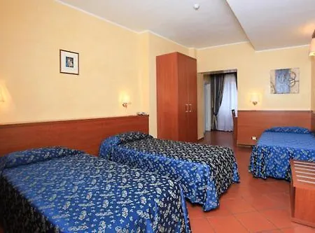Konukevi Casa Di Santa Francesca Romana A Ponte Rotto Roma