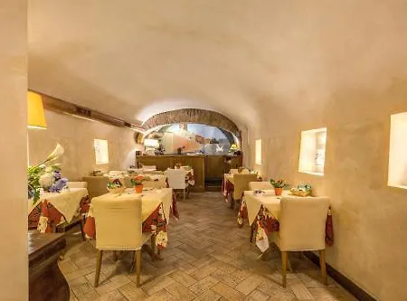 Residenza San Calisto Hotel 3*