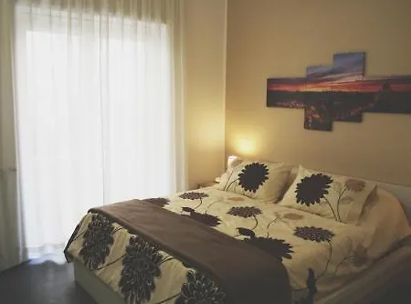 Av Domus Vatican St.peter Bed & Breakfast 2*