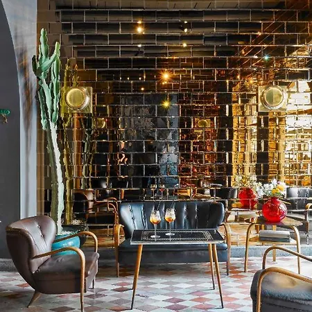 G-rough, Rome, A Member Of Design Guest house Rome