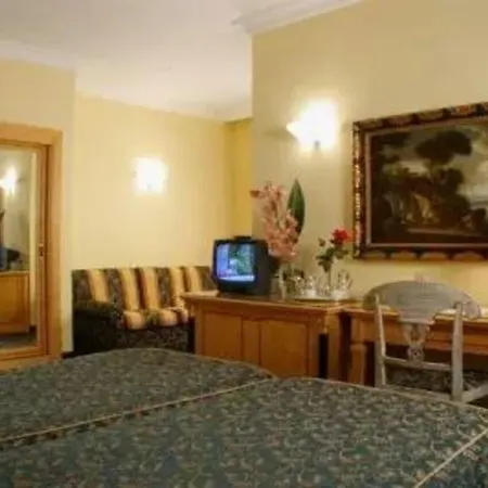 Hotel Champagne Garden Rom