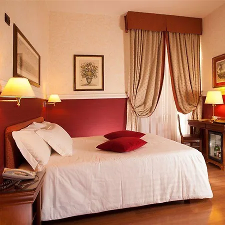 Cosmopolita Hotel 4*