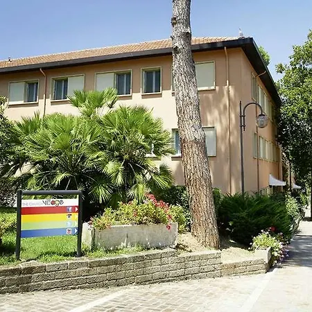 Otel The Church Village Roma