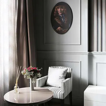 Le Quattro Dame Luxury 3*
