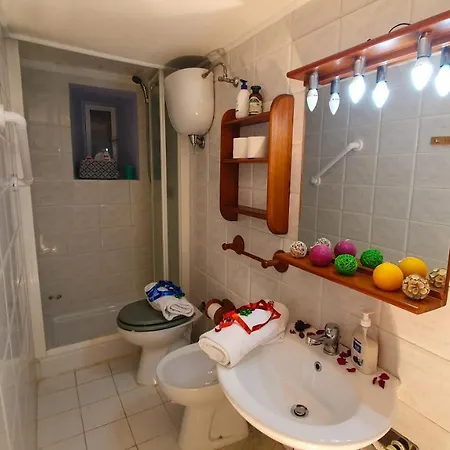 Gasthof La Casa Verde Roma - Free Secure Parking If You Book 3 Nights *