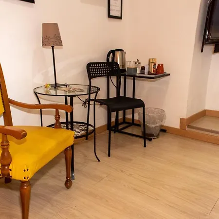 Arthouse Termini Affittacamere 2*