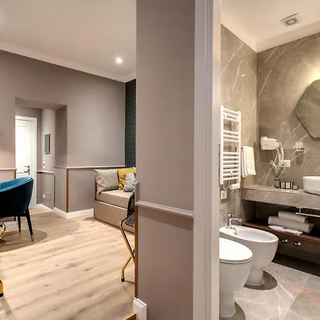 Tree Charme Parliament Boutique מלון 3*