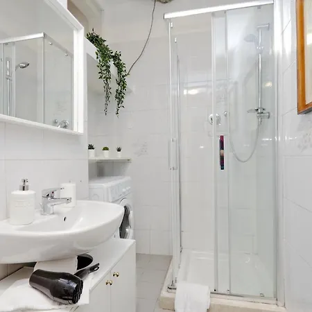 Urbana Apartamento *