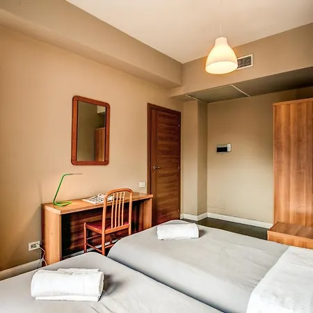 City Guest House 2*