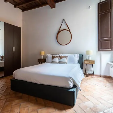 Appart hôtel Sonder - Piazza Dell'orologio 3*