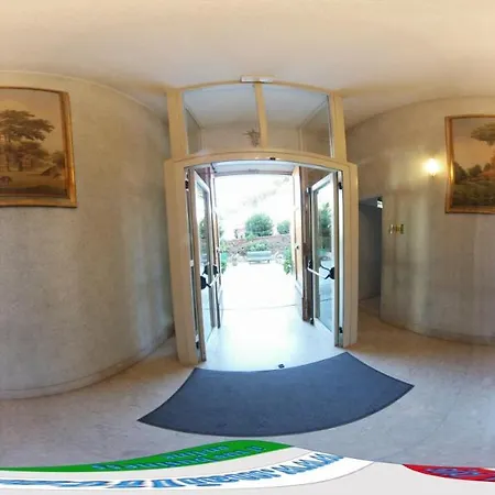 Casa Per Ferie Suore Domenicane Hotel