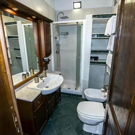 Residenze Romanae - Vicolo Dell'aquila Πανσιόν