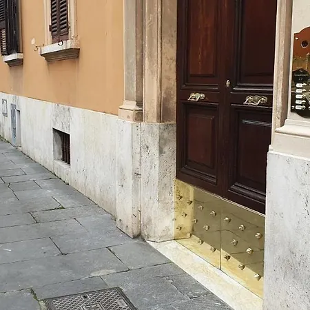 Anthony 47 Rome