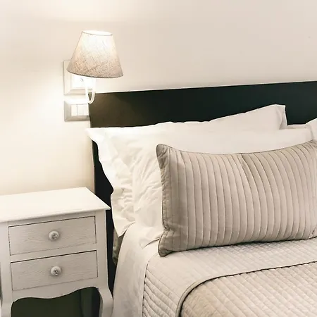Guest house Angolo Di 3*