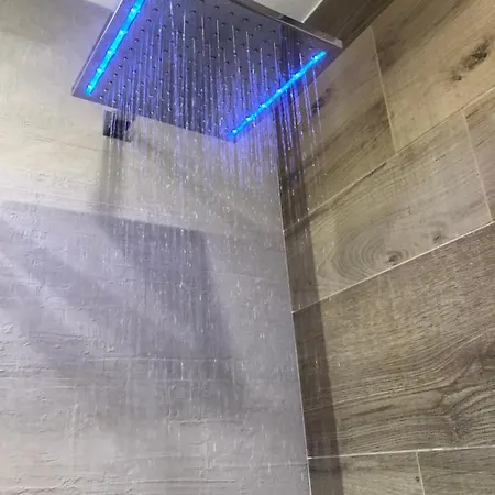 ゲストハウス Via Milano 52 *