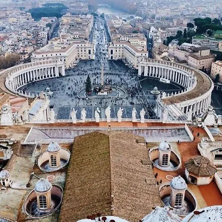 Colosseo Ohana * Rome