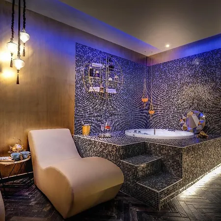 Hotel Dharma Boutique & 4*
