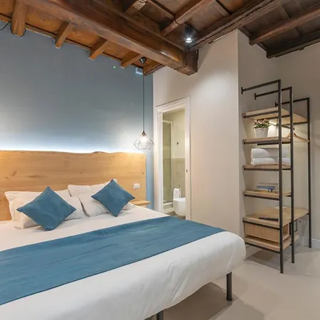 Campo De' Fiori 34 בית הארחה 4*
