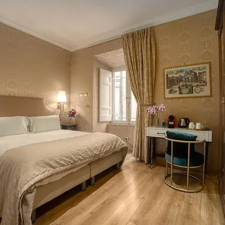 Bq House Trevi Luxury 3* Rome