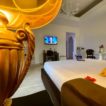 إسكيب لوكشري سويت روما