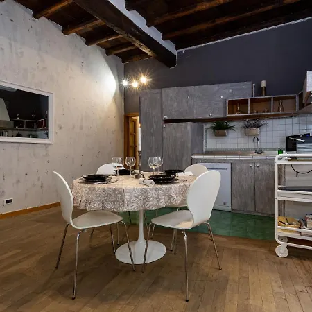 Quattro Cantoni R-home Ferienhaus Rom