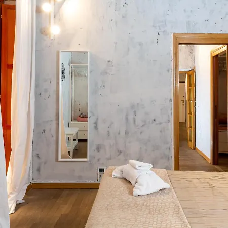 Quattro Cantoni R-home Ferienhaus *