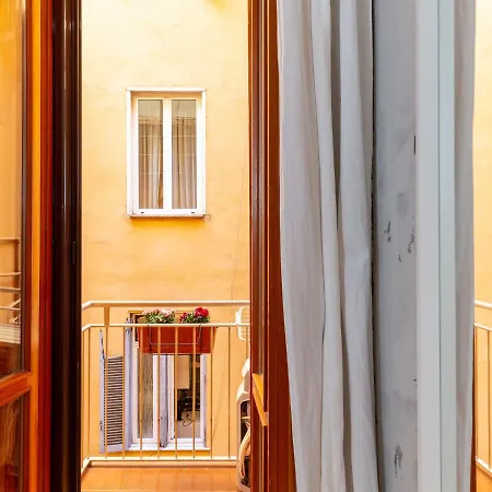 Quattro Cantoni R-home Rom