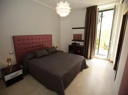 Casa Celestina 3*