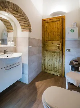 Pettinary Village Bed & Breakfast 3*