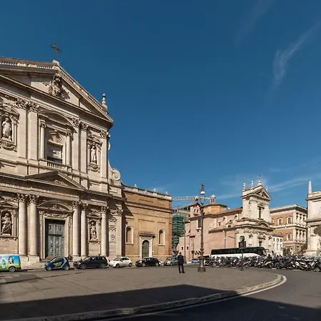 Apartment Domus Domi Barberini Sq. *