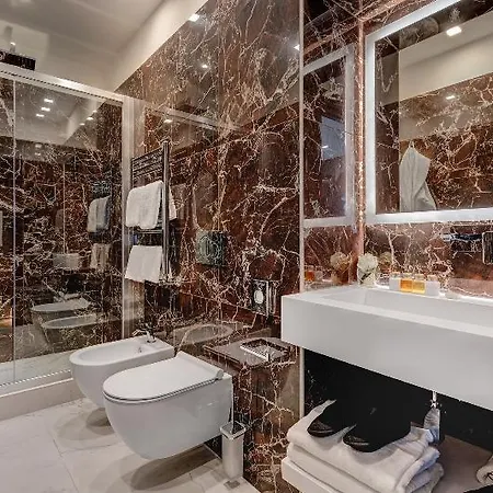 Dharma Boutique & 4* Rome