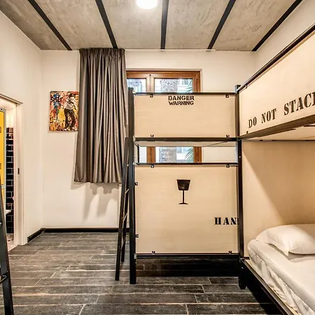 Hostal Trastevere 2 *