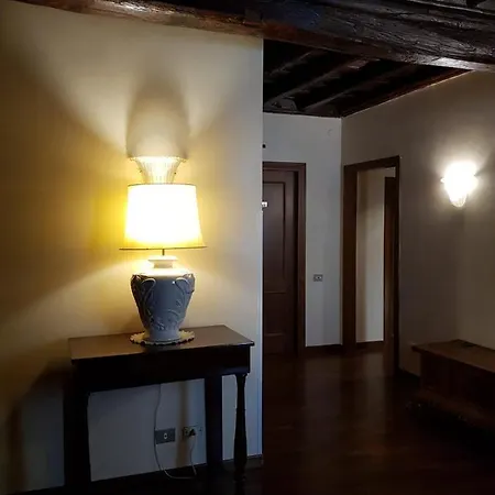 Domus Julia Konukevi