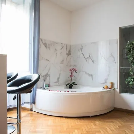 Appartamento Gold Fabulous Jacuzzi Trastevere - Collection *