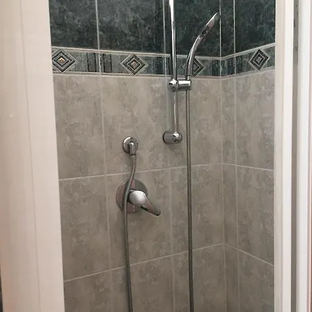 Apartamento Vicino Stazione Termini E Colosseo Roma