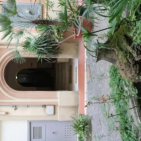 吉尔维民宿 住宿加早餐酒店