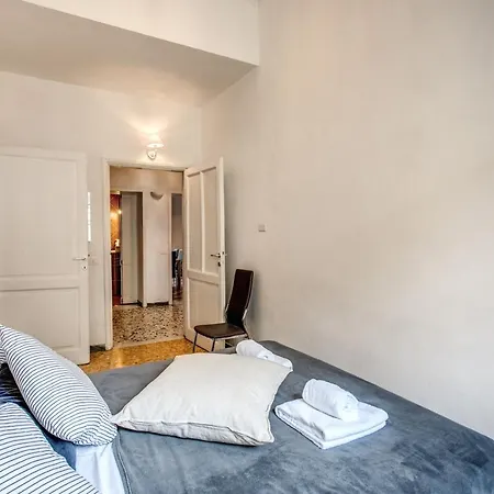 Apartament Colonna - Termini Station Big Rzym