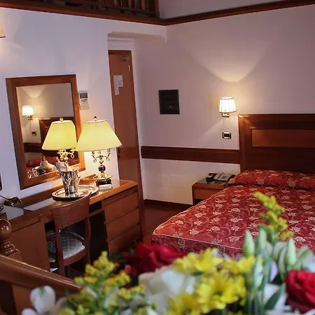 San Carlo 3*