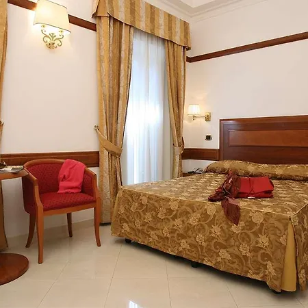 San Carlo Hotel 3*