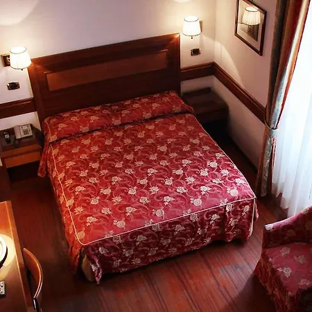Hotel San Carlo Rome