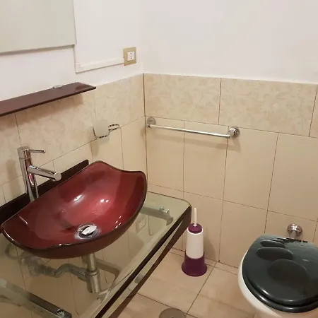 Domus Ubaldi Bed & Breakfast *